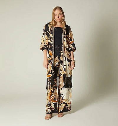 OVERCOAT WITH FRINGES