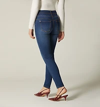HIGH-WAIST ULTRASLIM JEAN WITH TASSELS
