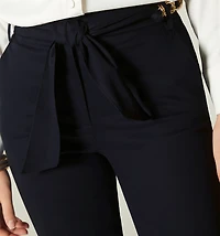 HIGH-WAISTED SHORTS WITH BELT