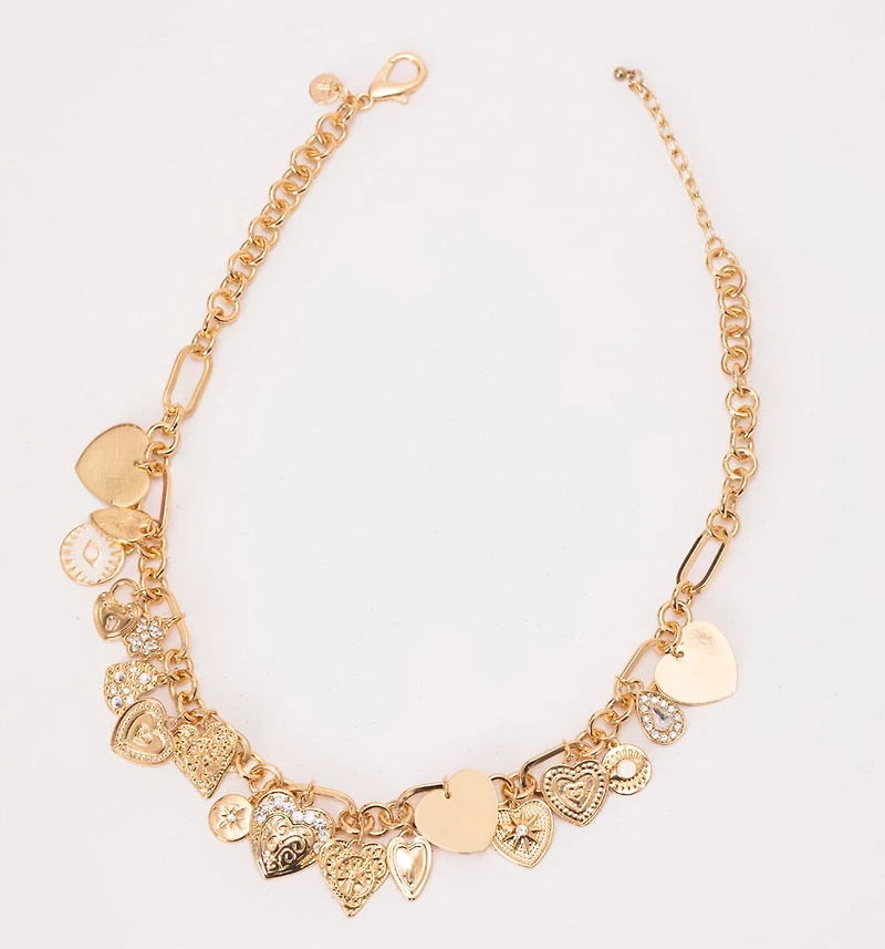 CHAIN NECKLACE AND HEART CHARMS