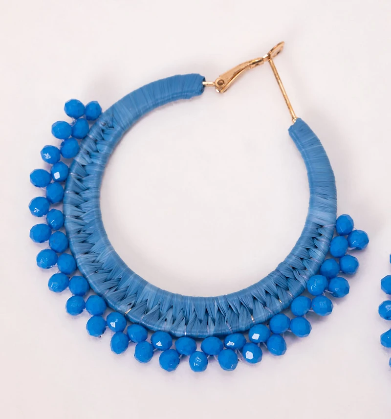 HOOP EARRINGS WITH BEADED WEAVING