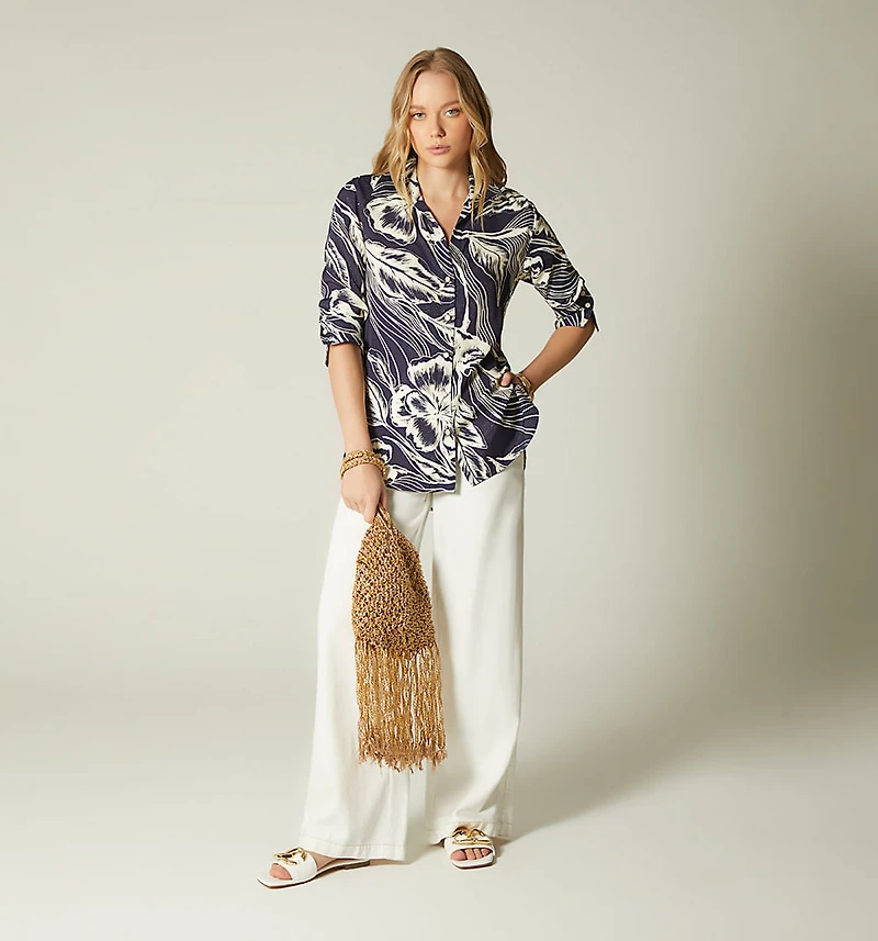 OVERSIZED LONG SLEEVE BLOUSE