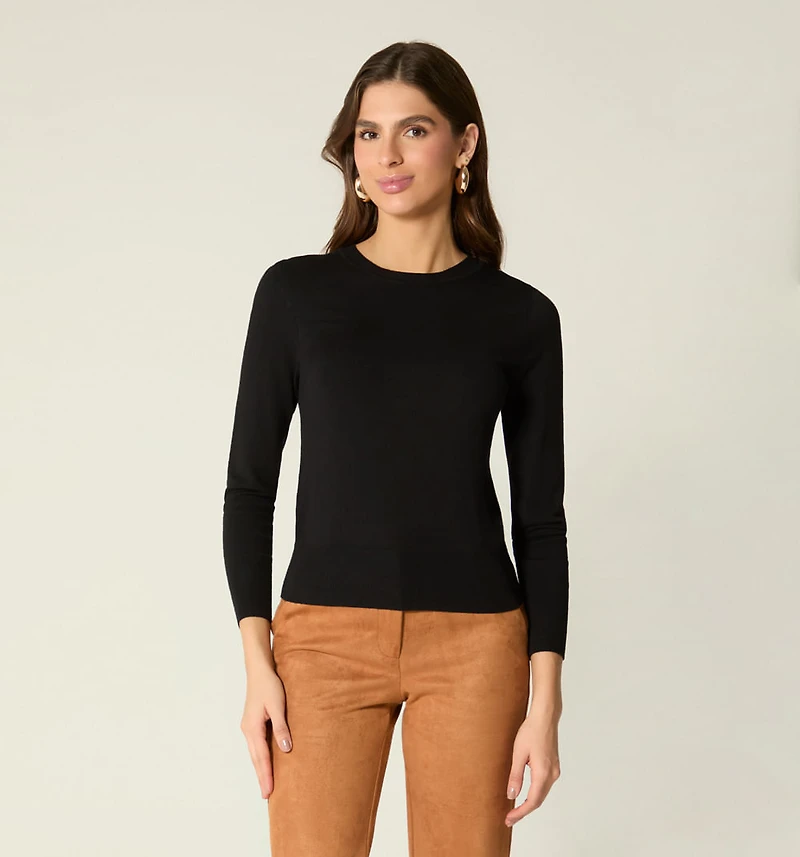 WOMEN'S LONG SLEEVE SWEATER