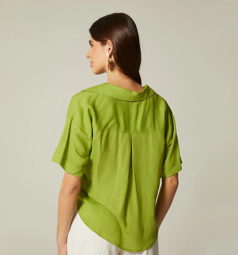 SHORT SLEEVE BLOUSE WITH POCKETS