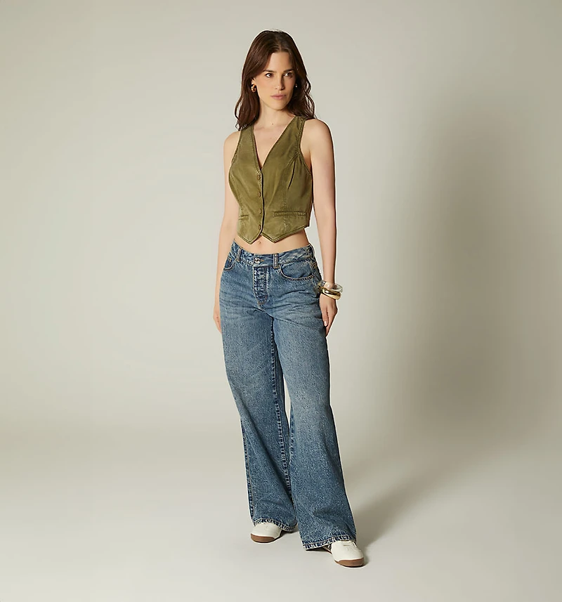 SHORT SLEEVELESS VEST WITH TRIM