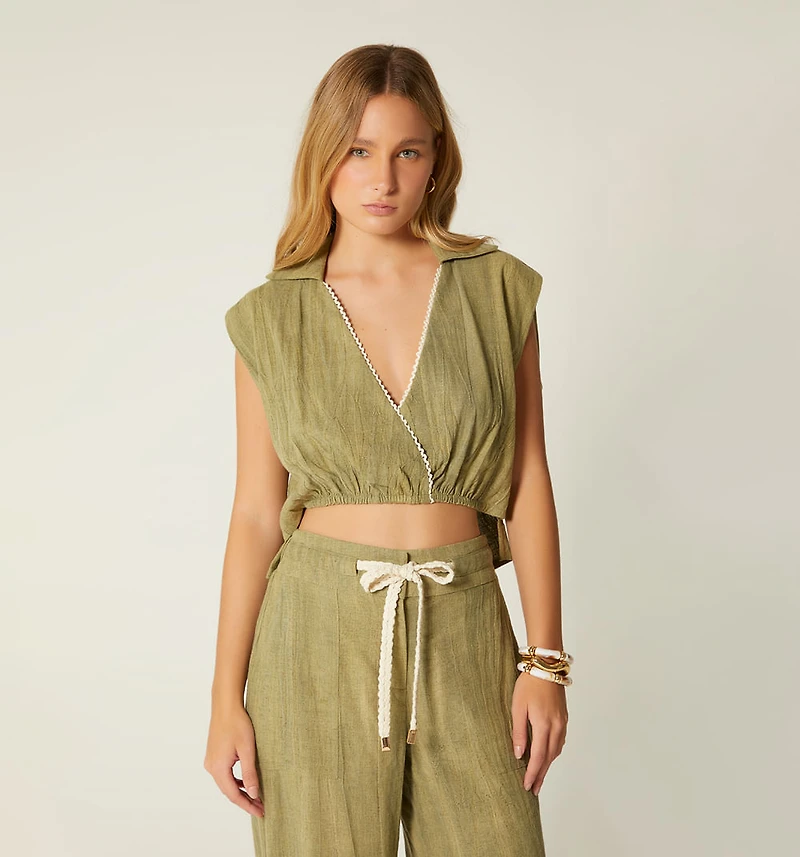 CROSSOVER BLOUSE