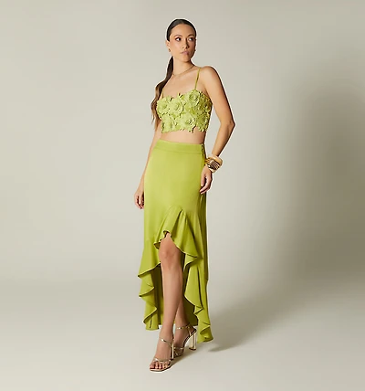 CROP BLOUSE WITH FLOWER APPLIQUES