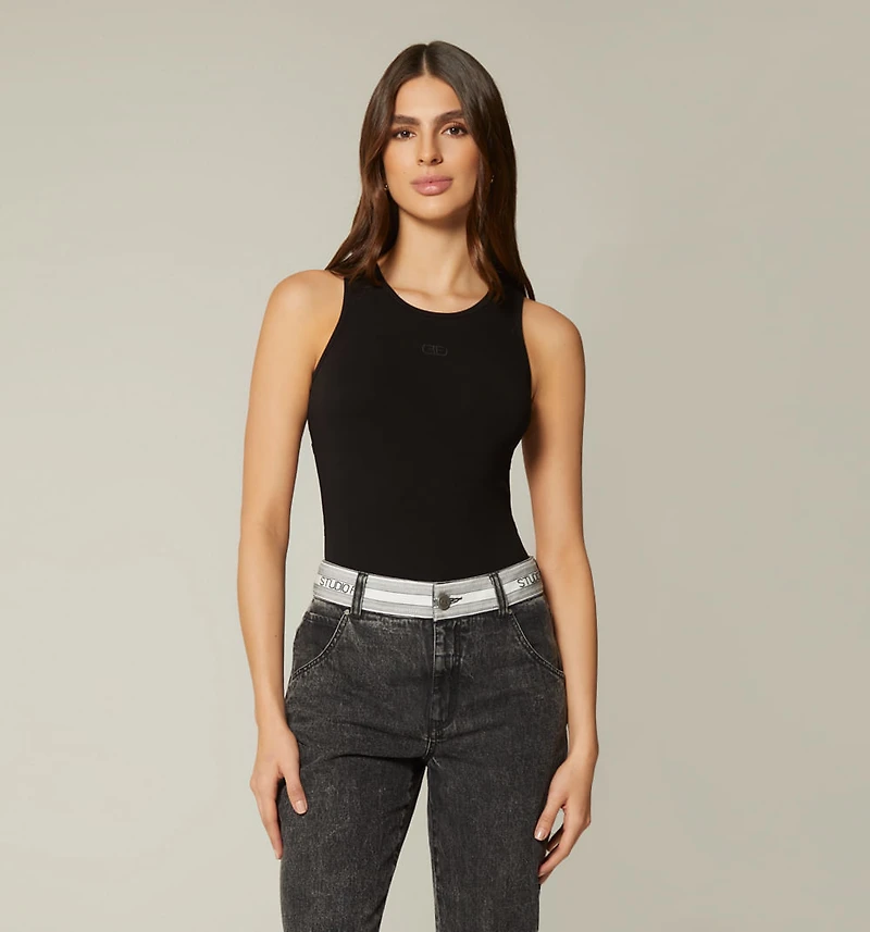 SLEEVELESS BACKLESS BODYSUIT