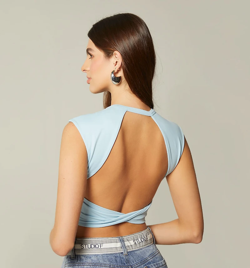 CROP TOP TWISTED BACK BLOUSE