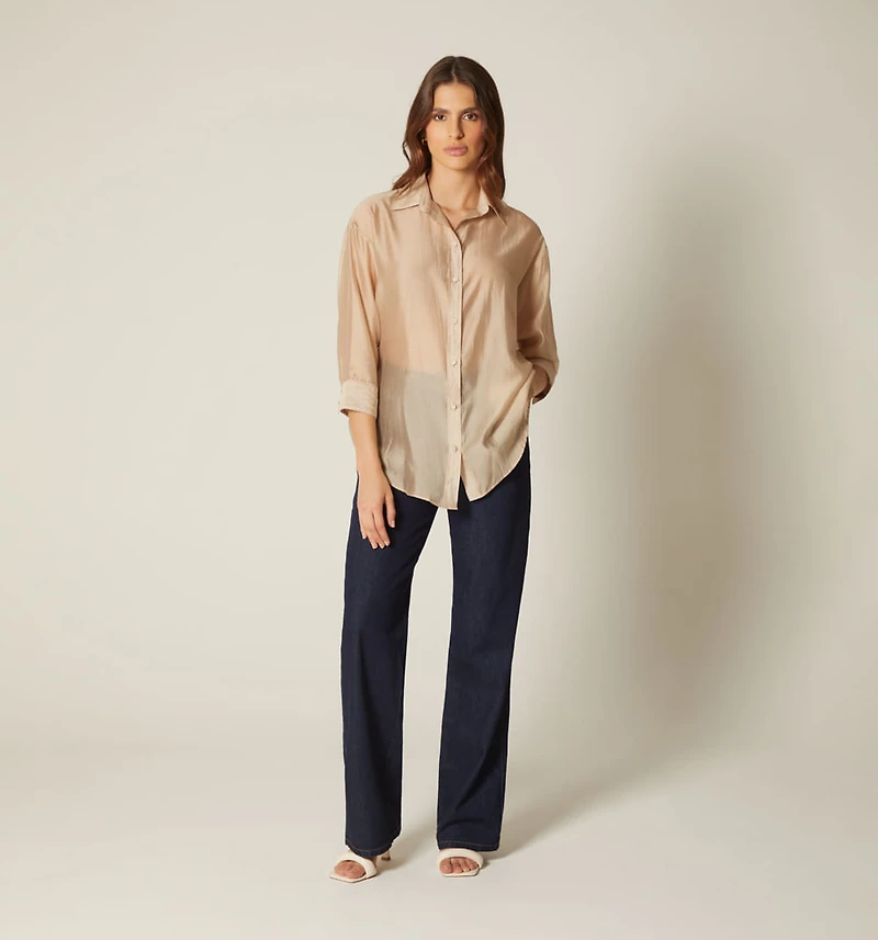 THREE-QUARTER SLEEVE BLOUSE