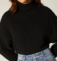 TURTLENECK KNITTED SWEATER