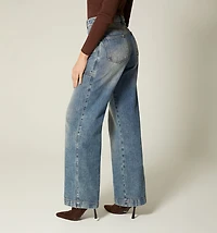 HIGH WAIST STRAIGHT LEG JEAN WITH FLAP POCKETS