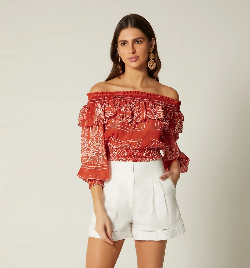 OFF-THE-SHOULDER BLOUSE WITH THREE-QUARTER SLEEVE