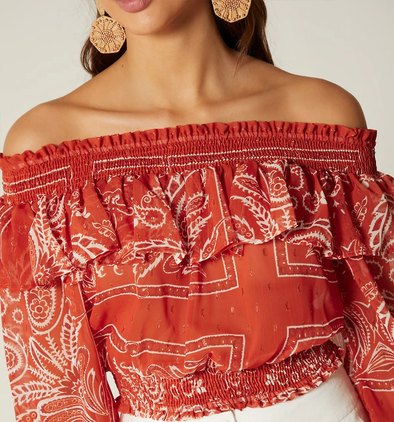 OFF-THE-SHOULDER BLOUSE WITH THREE-QUARTER SLEEVE