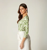 Three-quarter sleeve blouse with hardware