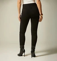 HIGH-WAISTED LEGGINGS WITH BUTTONS