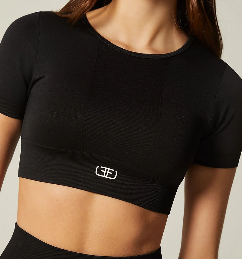 SPORTY SHORT SLEEVE BLOUSE