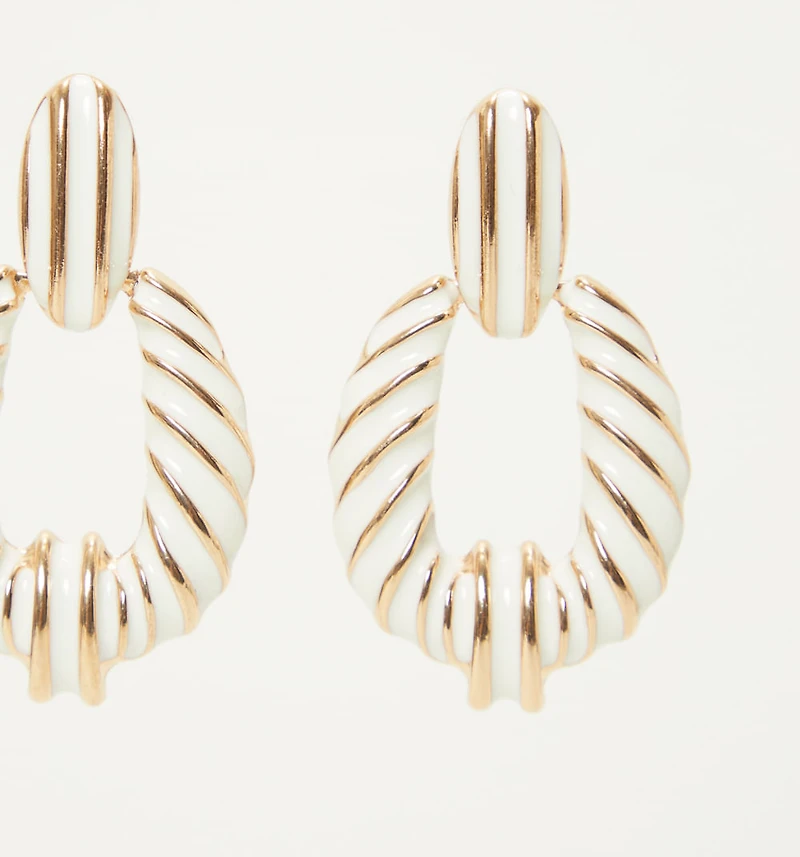 TWISTED ENAMEL EARRING