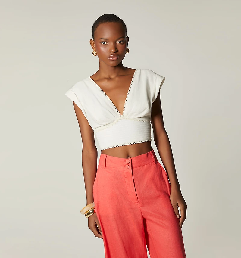 BLOUSE WITH TIE BACK