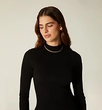 LONG SLEEVE KNITTED SWEATER
