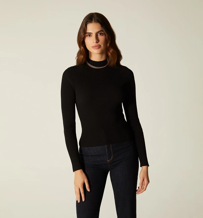 LONG SLEEVE KNITTED SWEATER