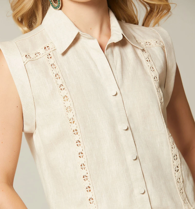 SLEEVELESS BLOUSE WITH CROCHET LACE