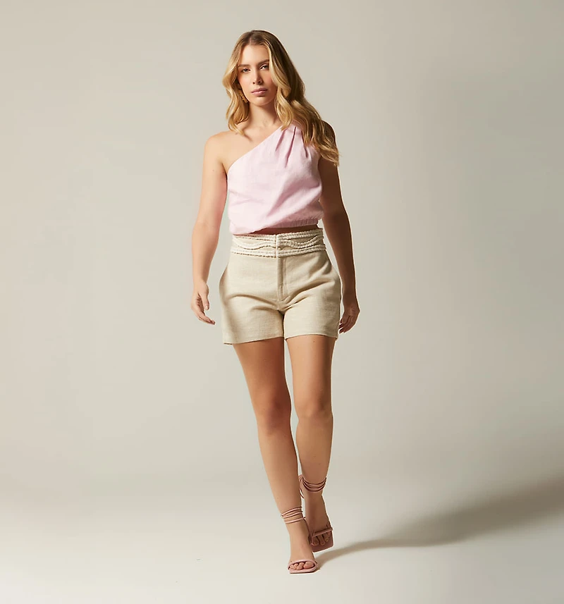 SHORT PRINCESSES WITH BRAID DETAIL ON WAISTBAND