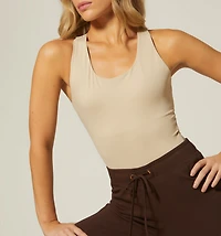 SLEEVELESS BODY WITH CUTOUT