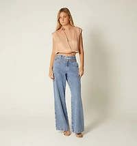 SLEEVELESS CROSS-FRONT BLOUSE