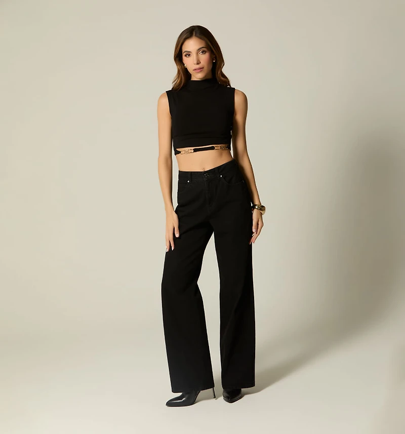 CROP BLOUSE WITH HARDWARE