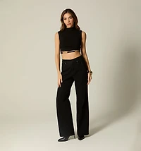 CROP BLOUSE WITH HARDWARE