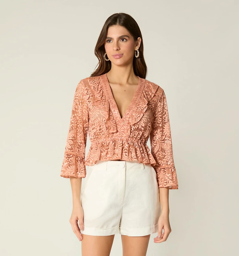 THREE-QUARTER SLEEVE BLOUSE