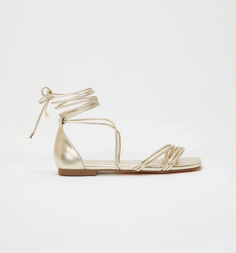 FLAT SANDAL