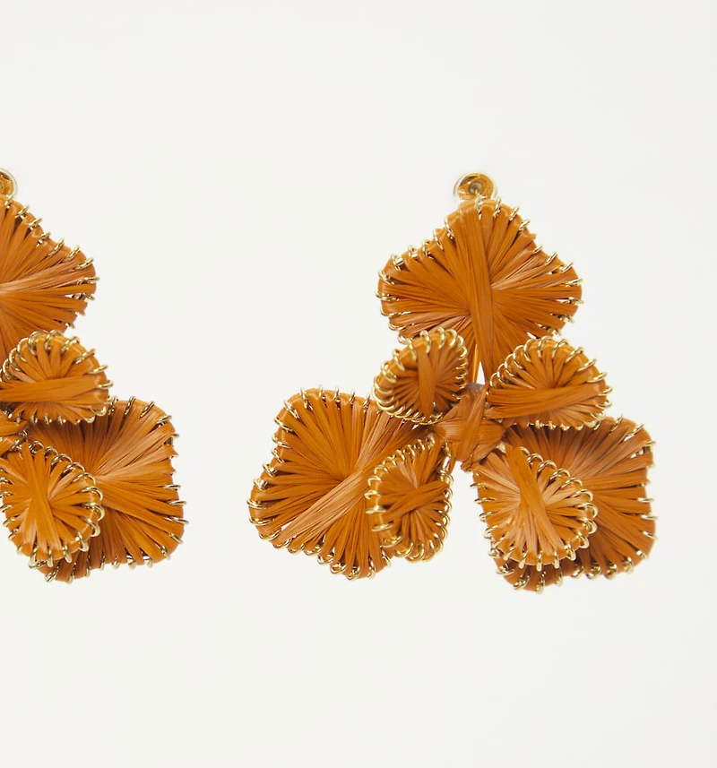3D FLOWER EARRING WITH VOLUME