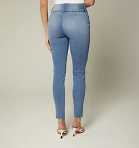 ULTRASLIM JEAN WITH WIDE WAISTBAND AND CUTS
