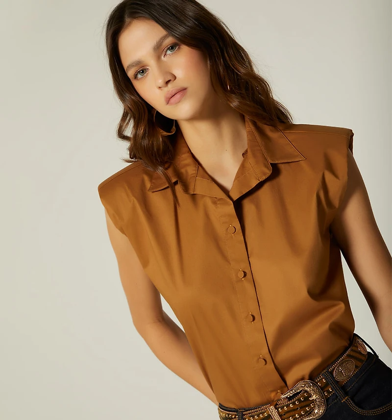 SLEEVELESS BLOUSE WITH SHOULDER PADS