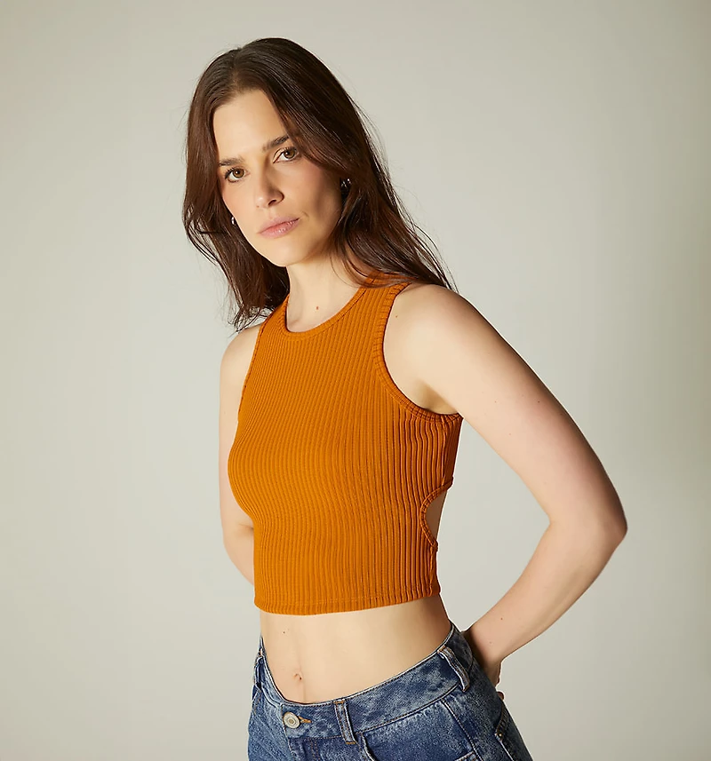 BLOUSE WITH BACK OPENING