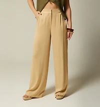 HIGH-WAISTED PANTS