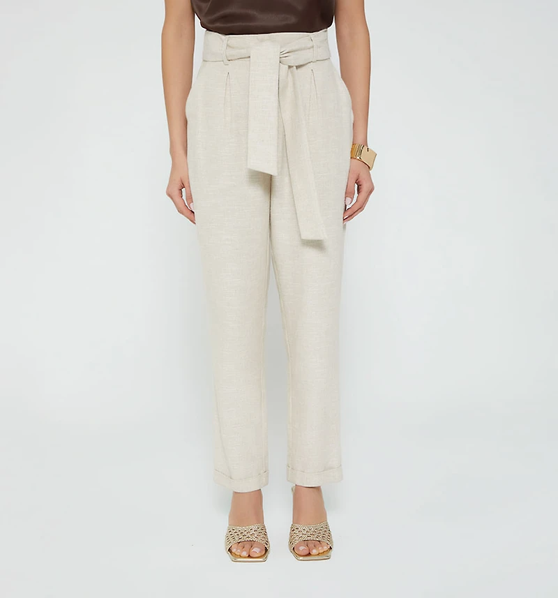 HIGH-WAISTED CARROT PANTS