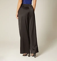 PANTS WITH BELT