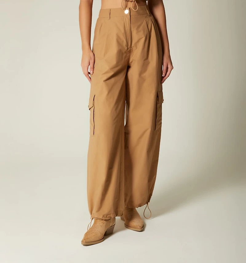 HIGH-WAISTED PALAZZO PANTS WITH POCKETS