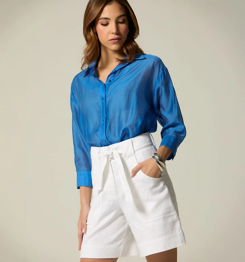 HIGH-WAISTED BERMUDA SHORTS, POCKETS AND BELT