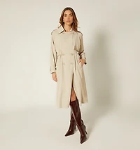 COAT WITH 4 BUTTONS AND OVERLAPPED YOKE