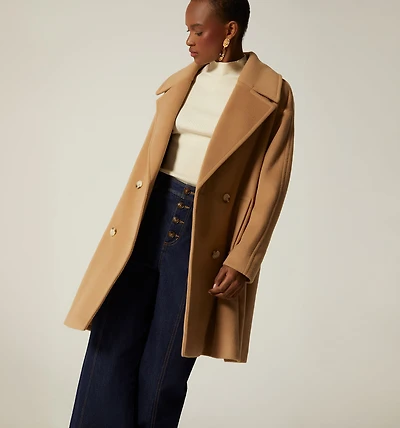 COAT WITH FRONT POCKETS