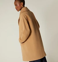 COAT WITH FRONT POCKETS