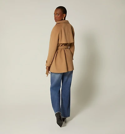 FLEECY COAT WITH OVERLAID YOKE