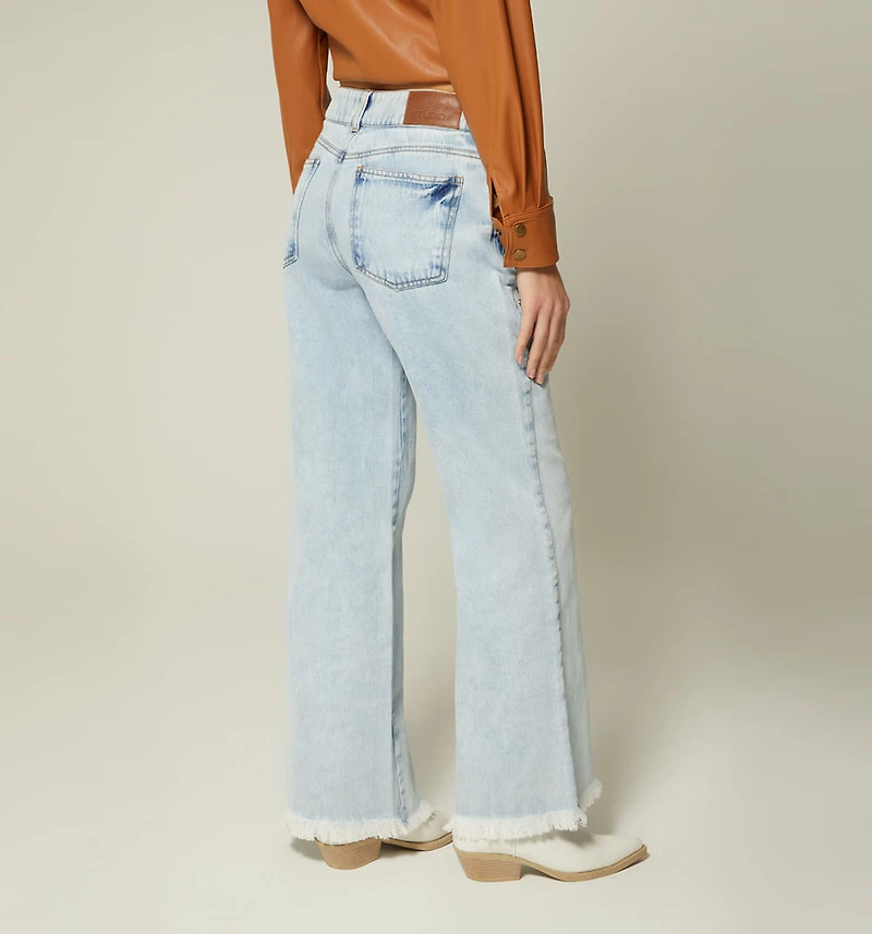 WIDE LEG MID-RISE JEAN WITH STUDS