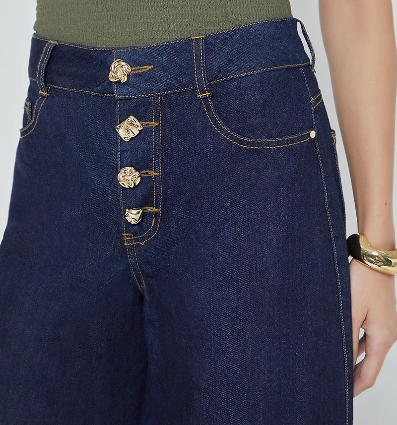 HIGH-WAISTED PALAZZO JEANS WITH BUTTONS