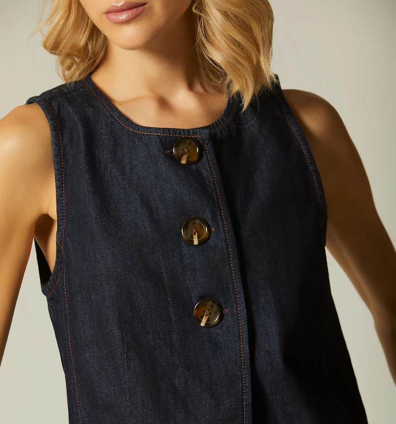 SLEEVELESS BLOUSE WITH BUTTONS