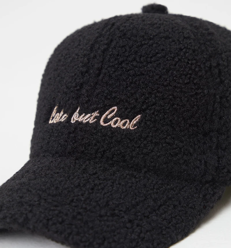 TEDDY CAP WITH LUREX EMBROIDERY